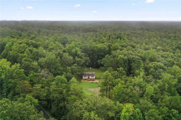 Property Photo: 13677 Newtown Road VA 23126