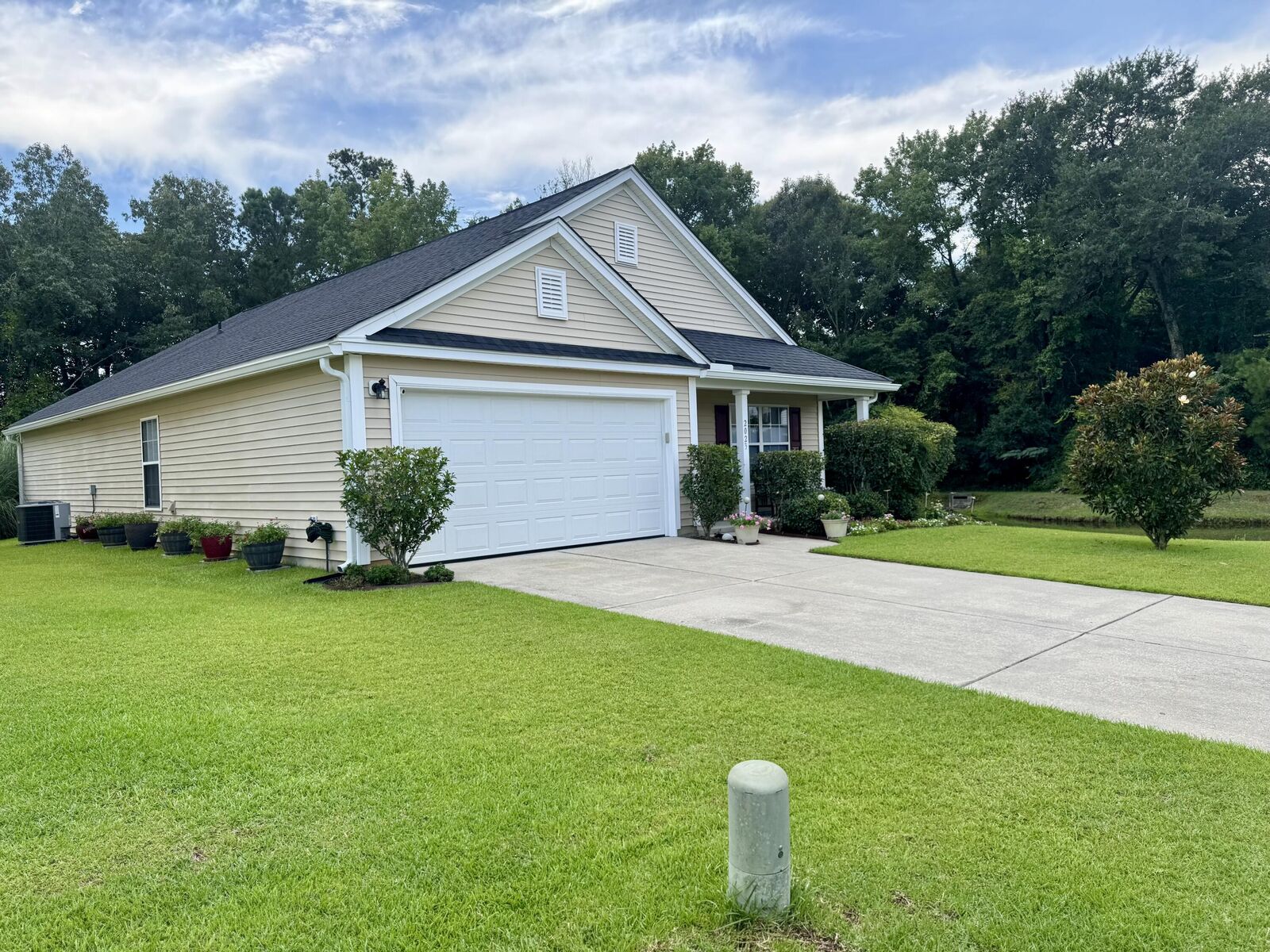 Property Photo:  2023 Bearclaw Drive  SC 29445 