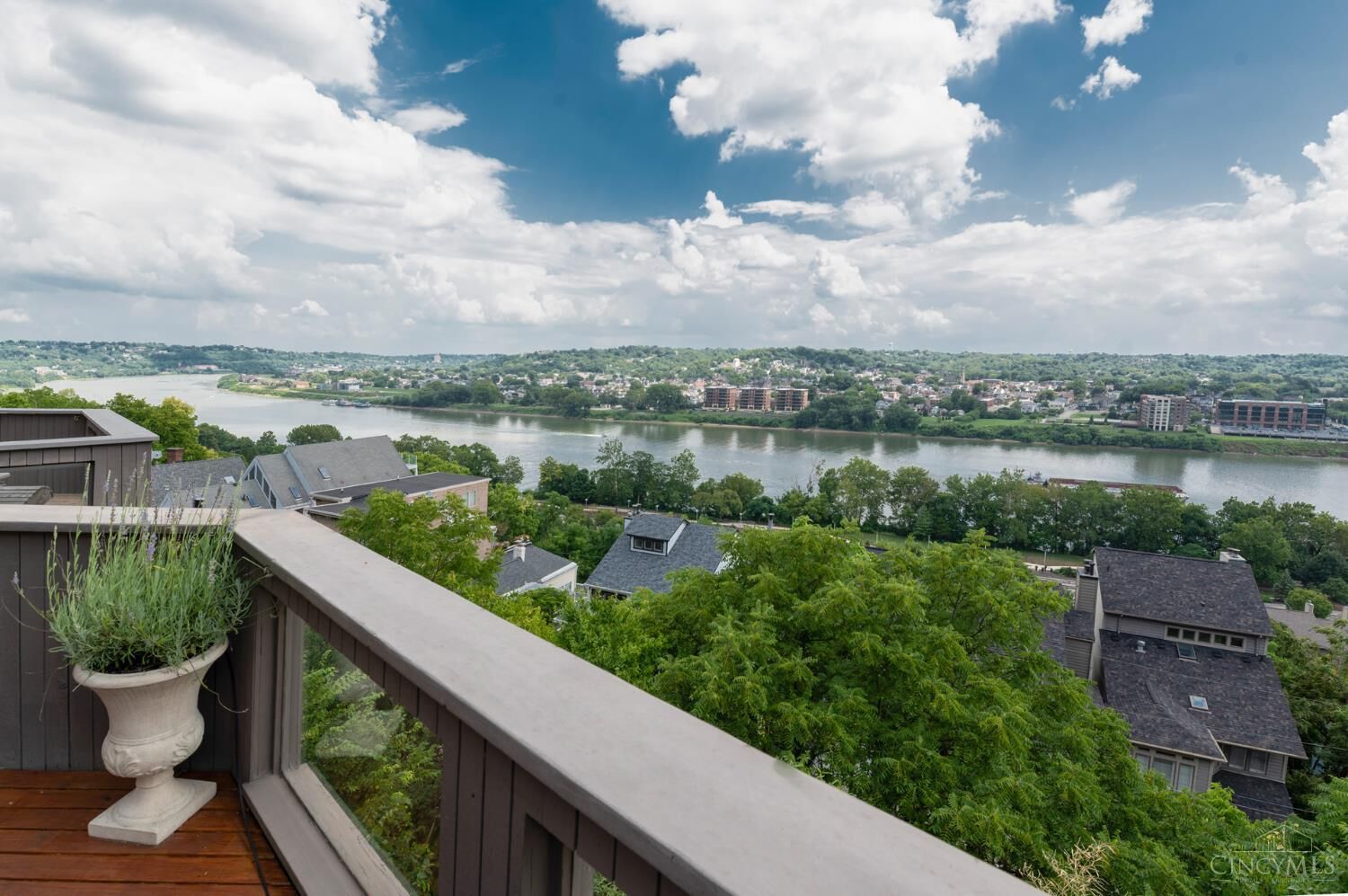 Property Photo:  1052 Hatch Street  OH 45202 