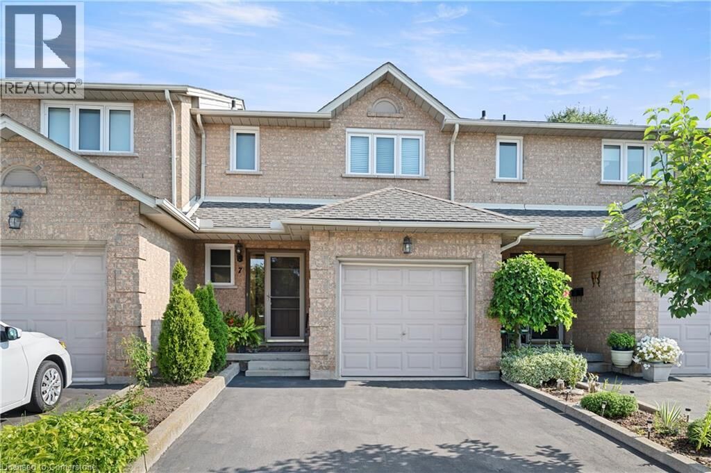 Property Photo:  1310 Upper Wentworth Street 7  ON L9A 5J3 