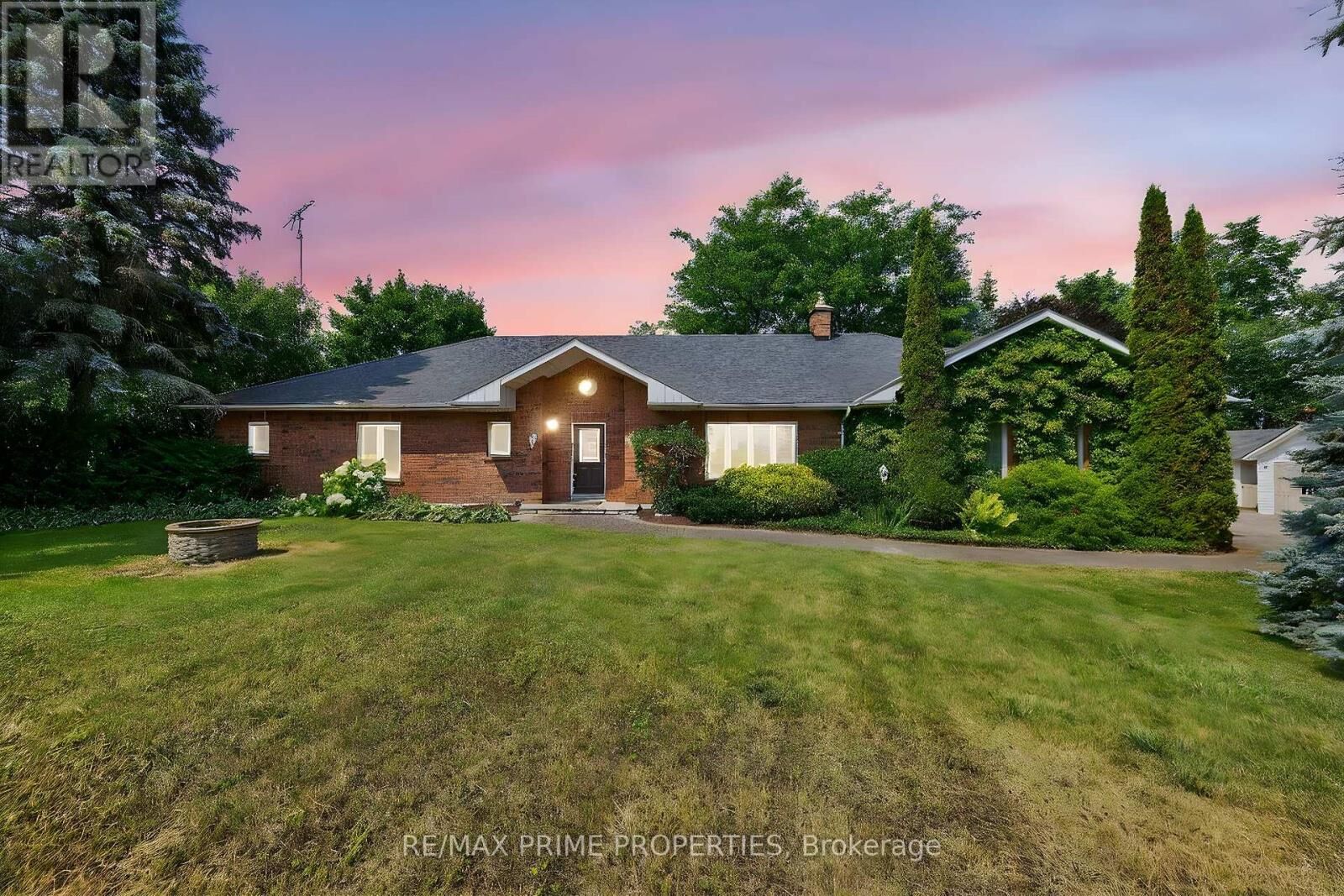 Property Photo: 17780 Ninth Line ON L0G 1M0