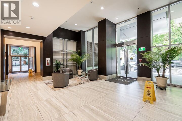 Photo de la propriété: 550 Pacific Street 908 BC V6Z 3G2