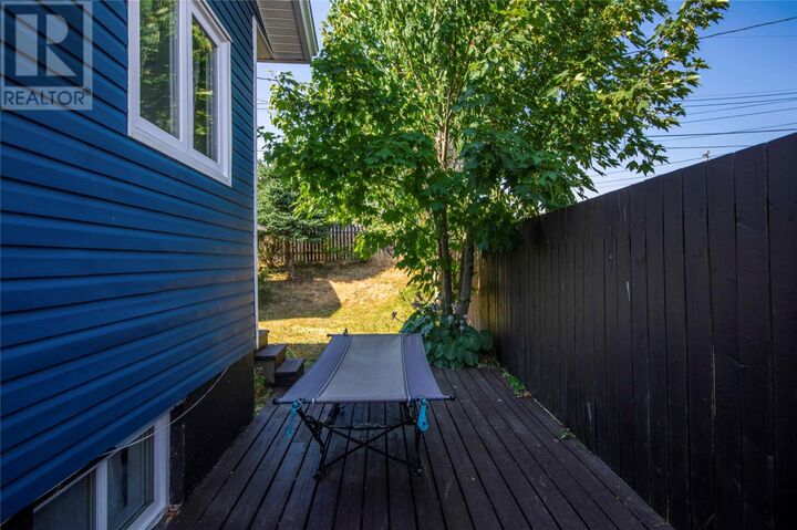 Property Photo:  104 Della Drive  NL A1S 1B6 