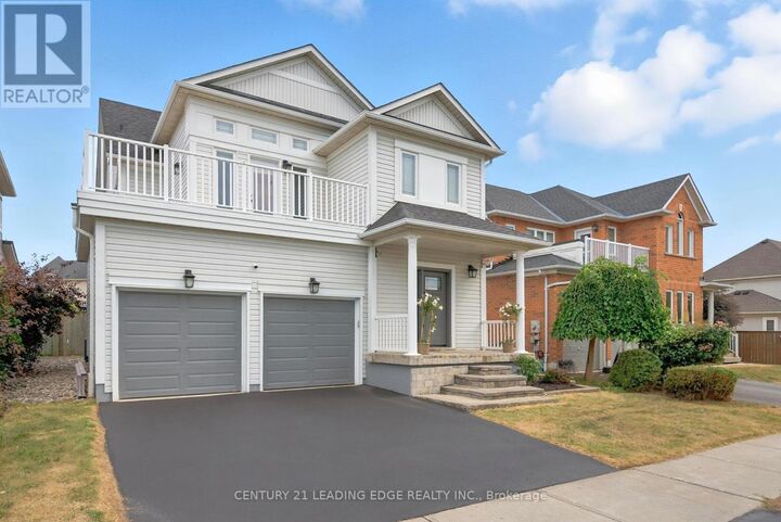 Property Photo:  360 Whitby Shores Greenway  ON L1N 9R8 
