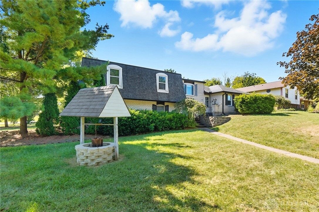 Property Photo:  111 Beacon Hill Drive  OH 45440 