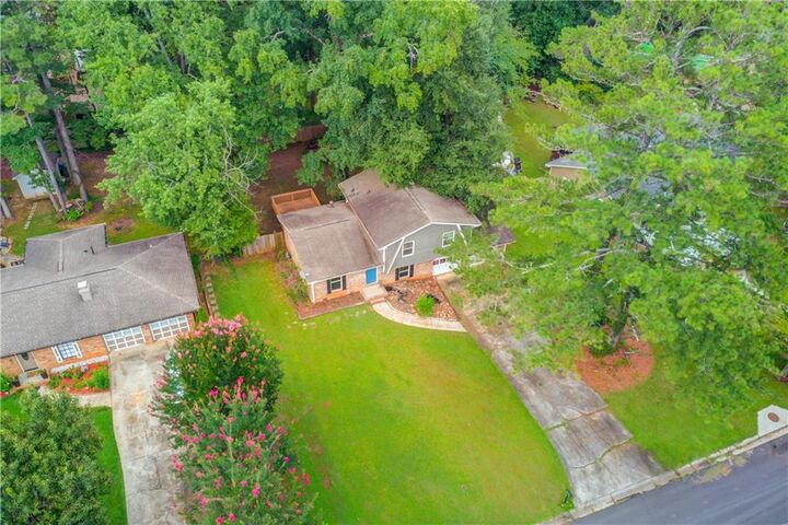 Property Photo: 321 Amberwood Drive GA 30044