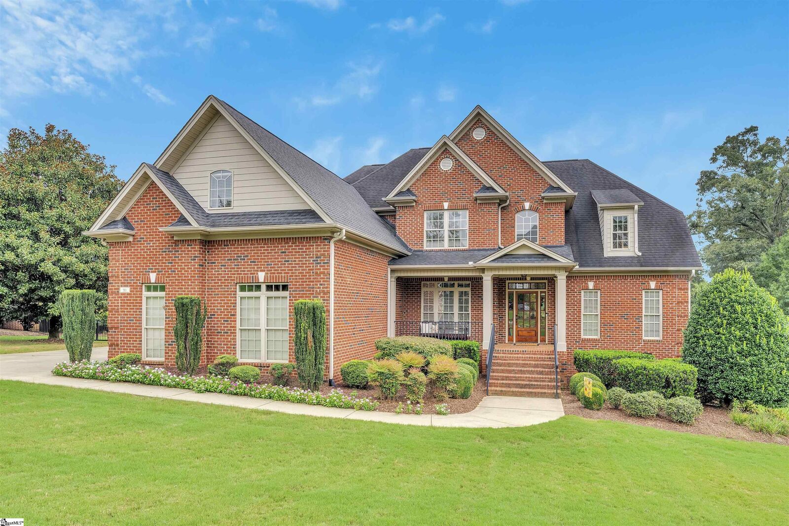 Property Photo:  311 Kennesaw Court  SC 29301 