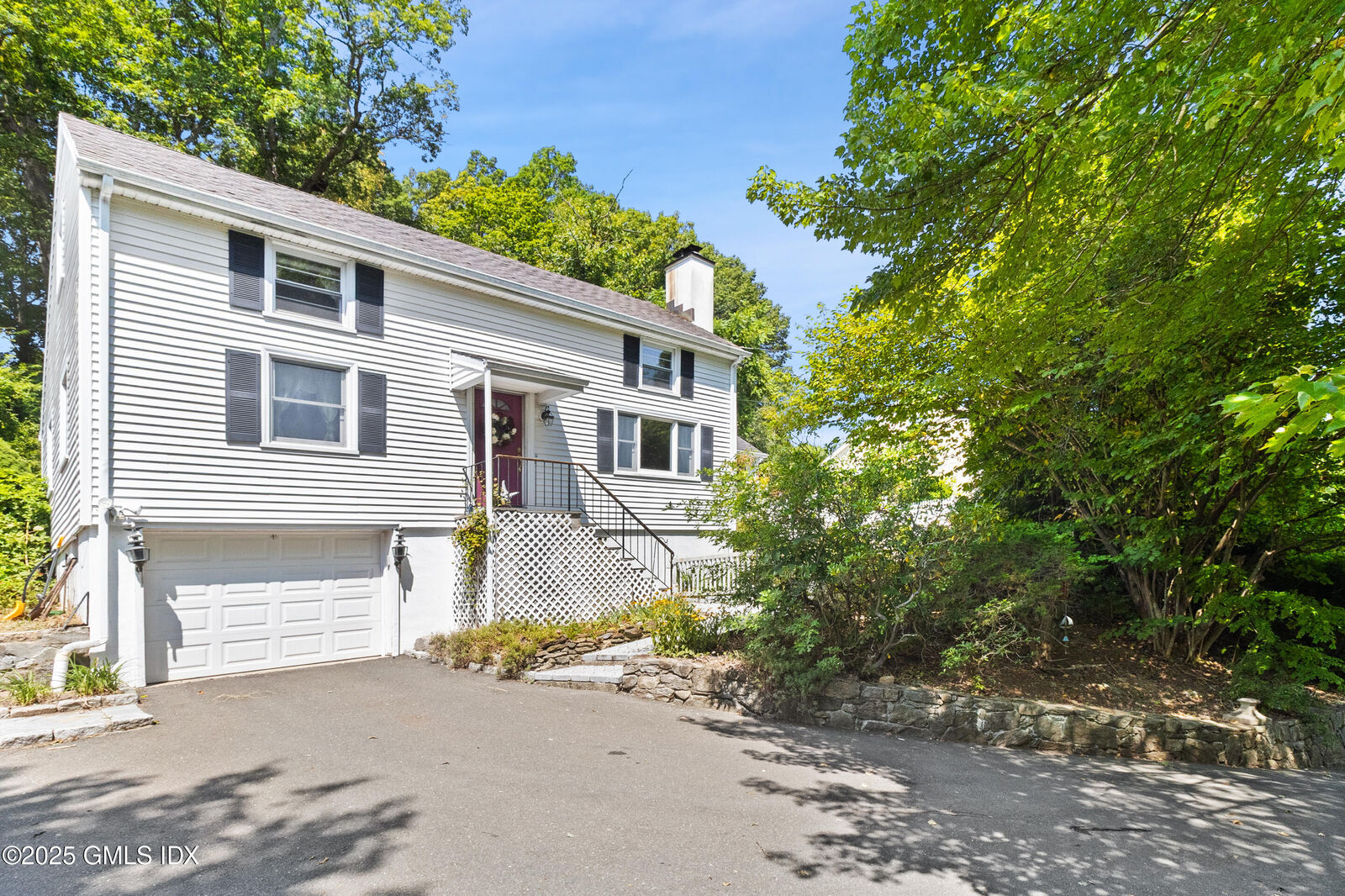 Property Photo: 17 Cornwall Road CT 06850