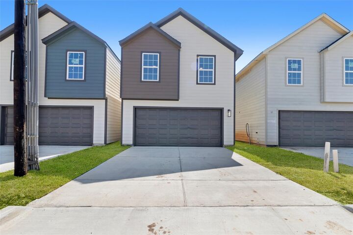 Property Photo: 9932 Lanewell Street TX 77029