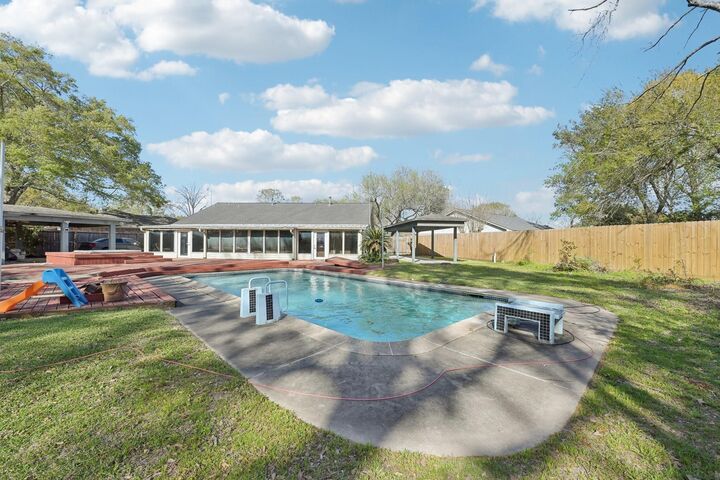 Property Photo:  5347 Inwood Drive  TX 77493 