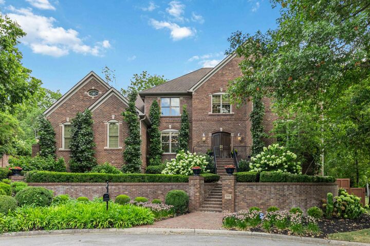 Property Photo:  2105 Wicksbury Place  KY 40515 