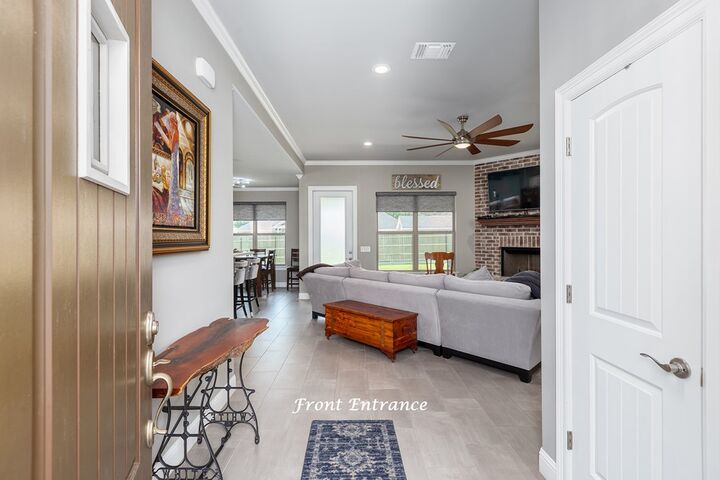 Property Photo:  110 Copperwood Loop  TX 75901 