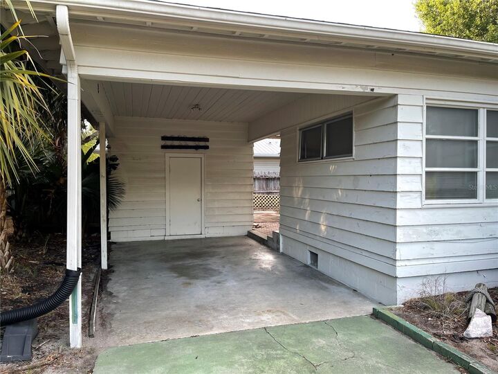 Property Photo: 2415 Pelican Drive FL 34237