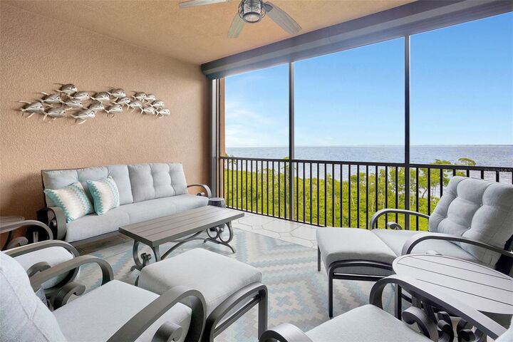 Property Photo:  87 Vivante Boulevard 403  FL 33950 