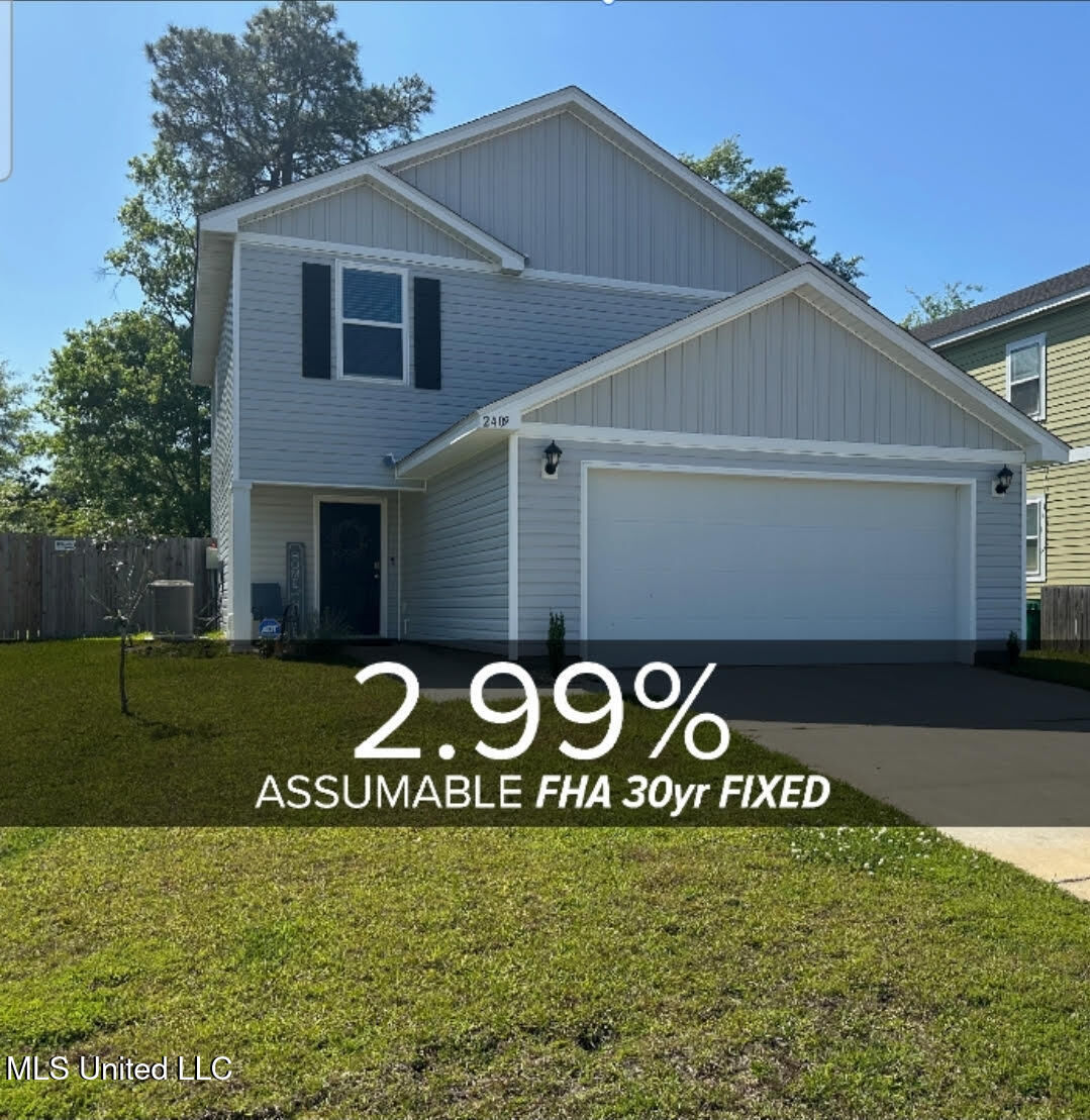 Property Photo: 2409 Esplanade Street MS 39564