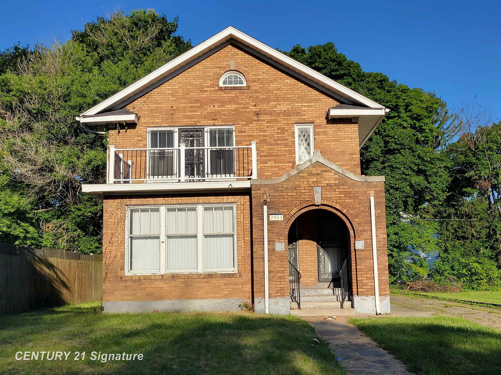 Property Photo:  2913 Martin Luther King Avenue  MI 48505 