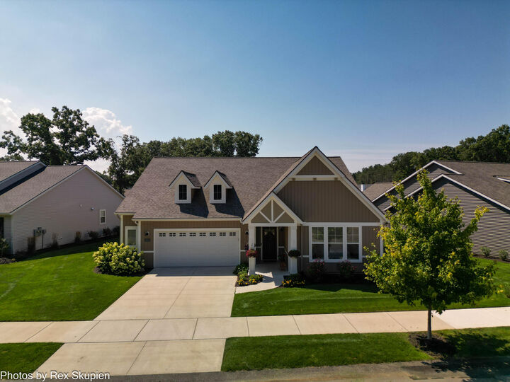 14924 Bethpage Drive  Spring Lake MI 49456 photo