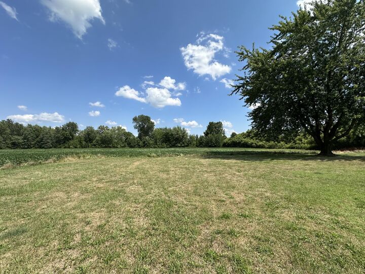 Property Photo:  2431 E Britian Ave  MI 49022 