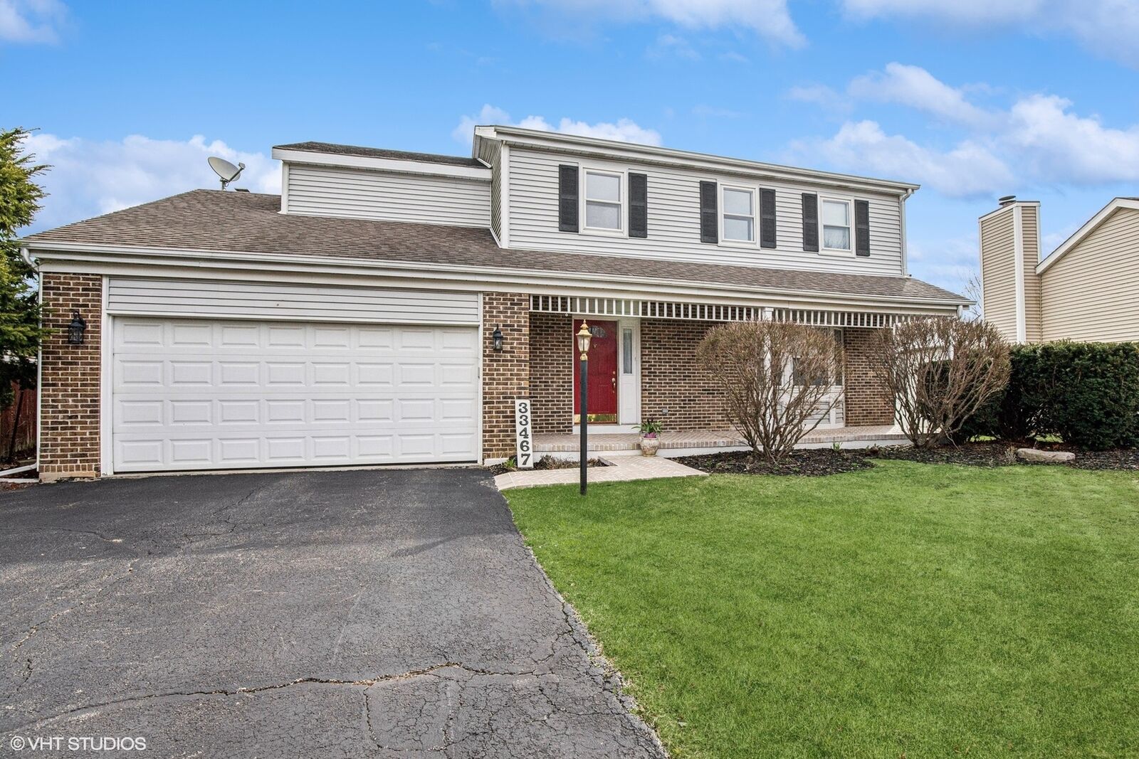 Property Photo:  33467 N Gagewood Lane  IL 60030 