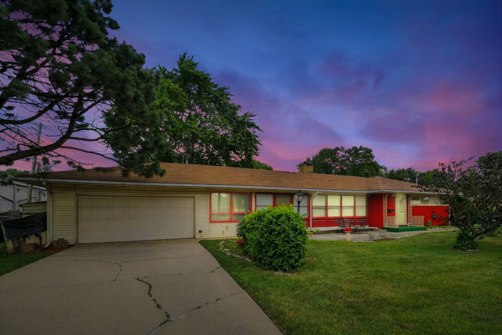 Property Photo:  16632 Emerald Avenue  IL 60426 