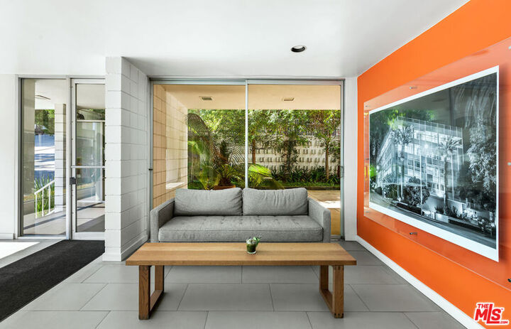 Property Photo:  1400 N Sweetzer Avenue 106  CA 90069 