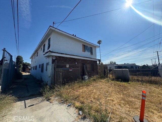 Property Photo:  4036 W 111th Street  CA 90304 