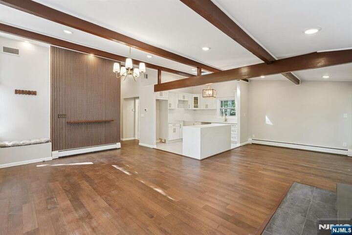Property Photo:  711 Indian Road  NJ 07470 