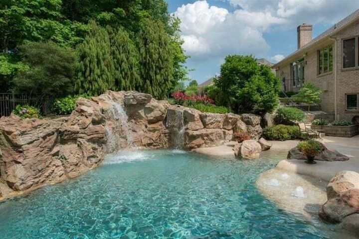 Property Photo: 904 Caitlin Drive KY 41091