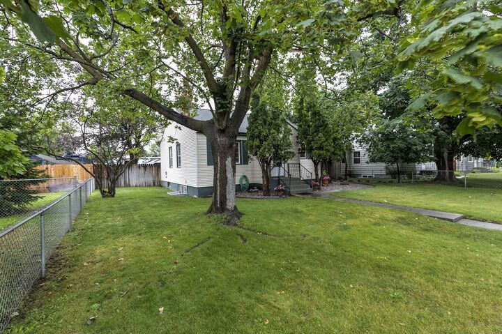 Property Photo:  616 W Central Avenue  MT 59801 