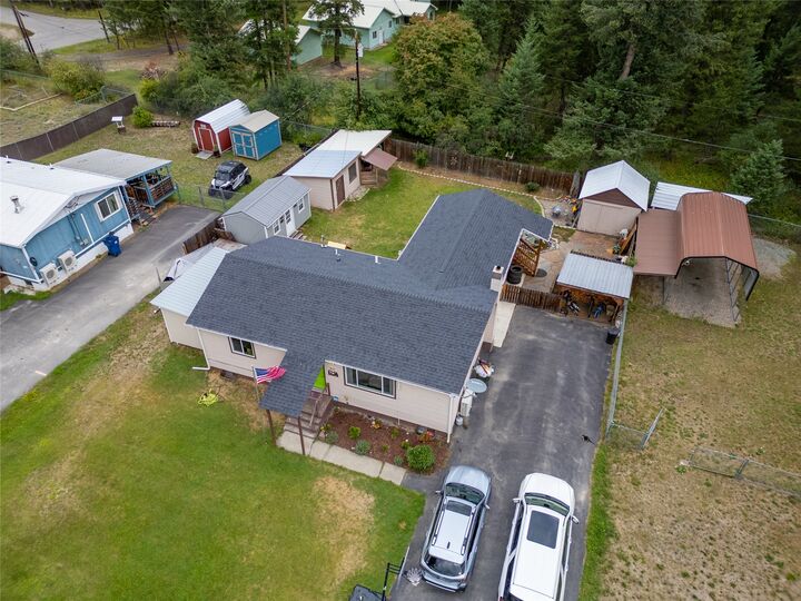 Property Photo:  568 Dome Mountain Avenue  MT 59923 