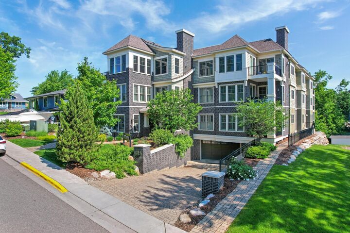 Property Photo:  415 Indian Mound Street 203  MN 55391 
