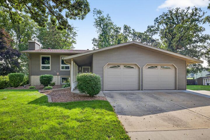 Property Photo:  524 4th Avenue SE  MN 55976 