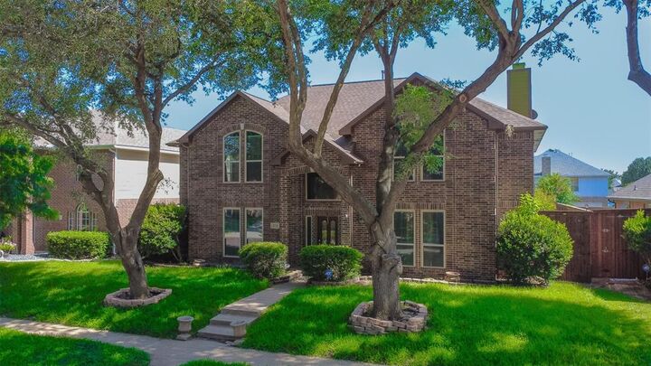 Property Photo: 2713 Water Oak Drive TX 75052