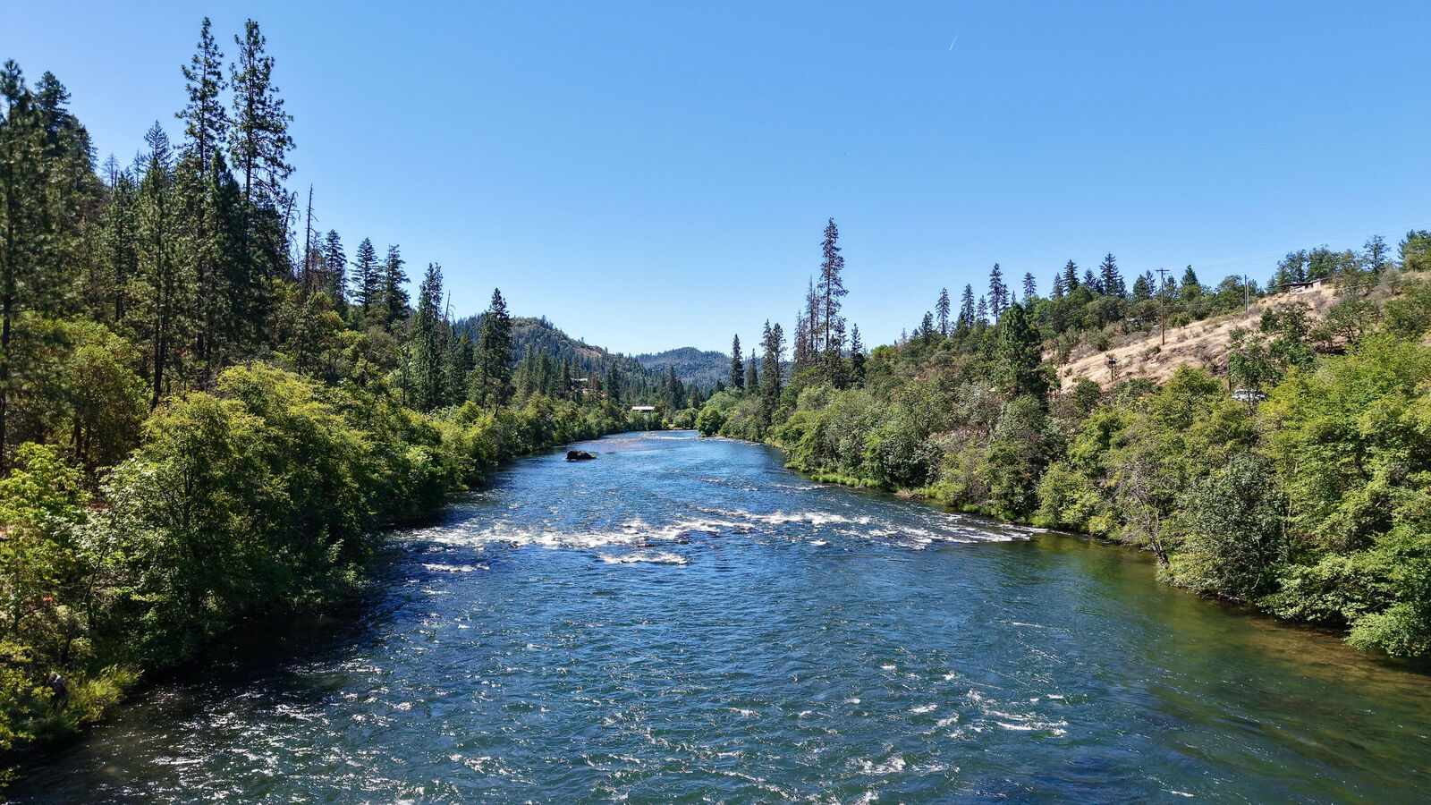 Property Photo:  1755 Old Ferry Road  OR 97539 