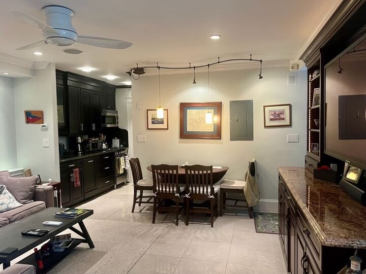 Property Photo:  20 Monument St 1  MA 02129 