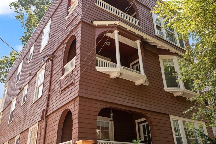 70 Hammond St 2  Cambridge MA 02138 photo