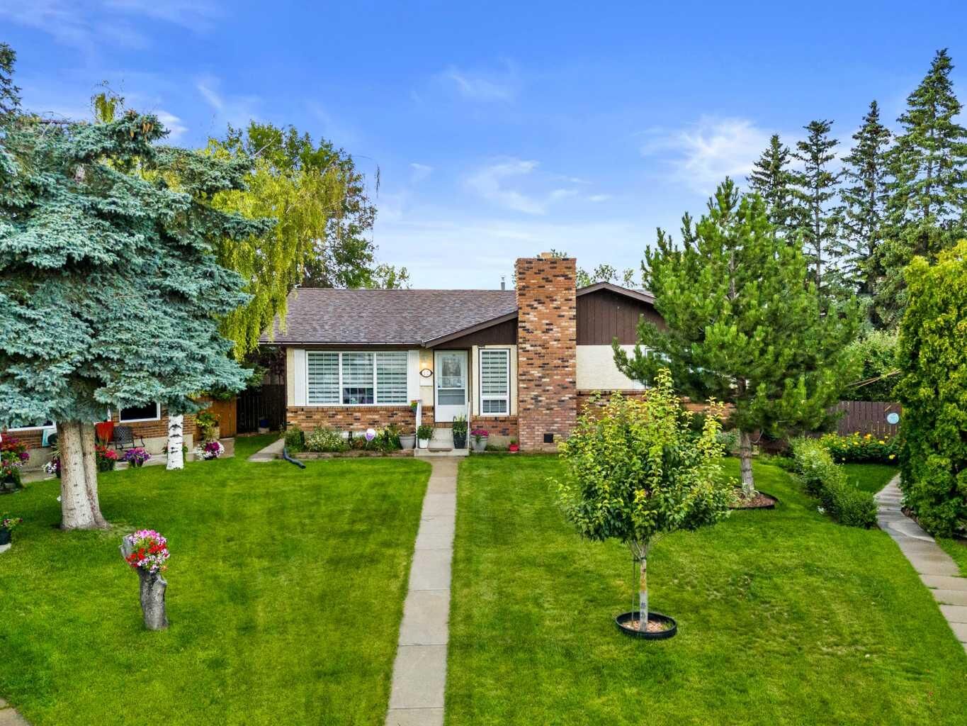 Photo de la propriété: 12 Whiteland Bay NE AB T1Y 3M5