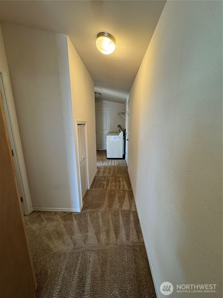Property Photo:  210  37th Street SE 64  WA 98002 
