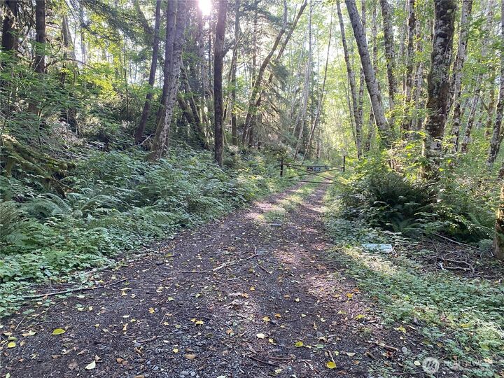 Property Photo:  565  Kallman Road  WA 98331 
