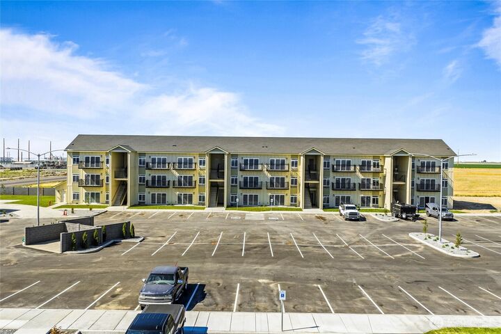 Property Photo:  1200 E 8th Avenue  WA 99344 