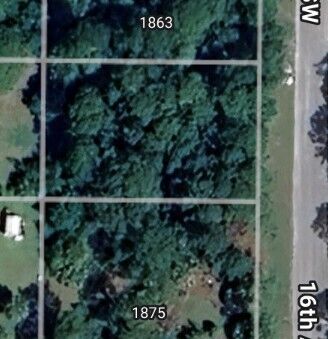 Property Photo: 1873 16th Avenue SW FL 32962