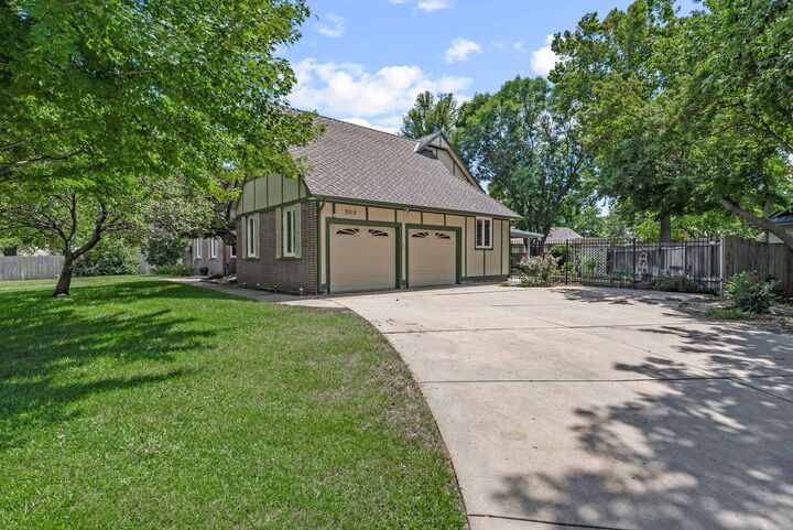 Property Photo:  209 N Milstead St.  KS 67212-5427