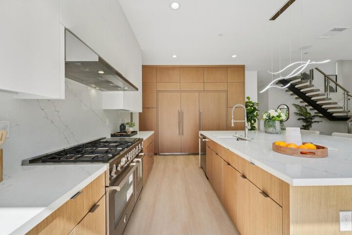Property Photo: 709 Vinemaple Terrace CA 94086