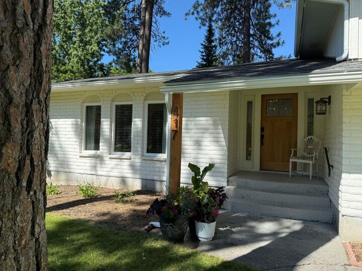 Property Photo: 417 N Colville Rd WA 99006