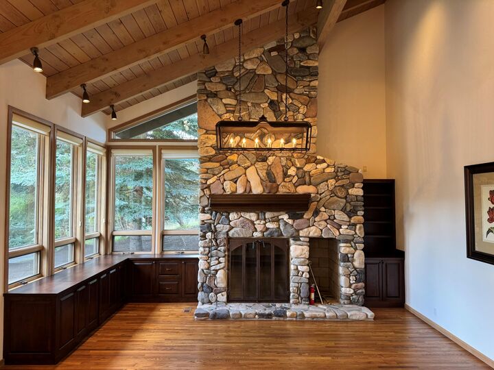 Property Photo: 204 Meadowridge Rd ID 83353