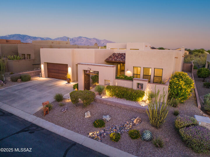 12446 N Fallen Shadows Drive  Marana AZ 85658 photo