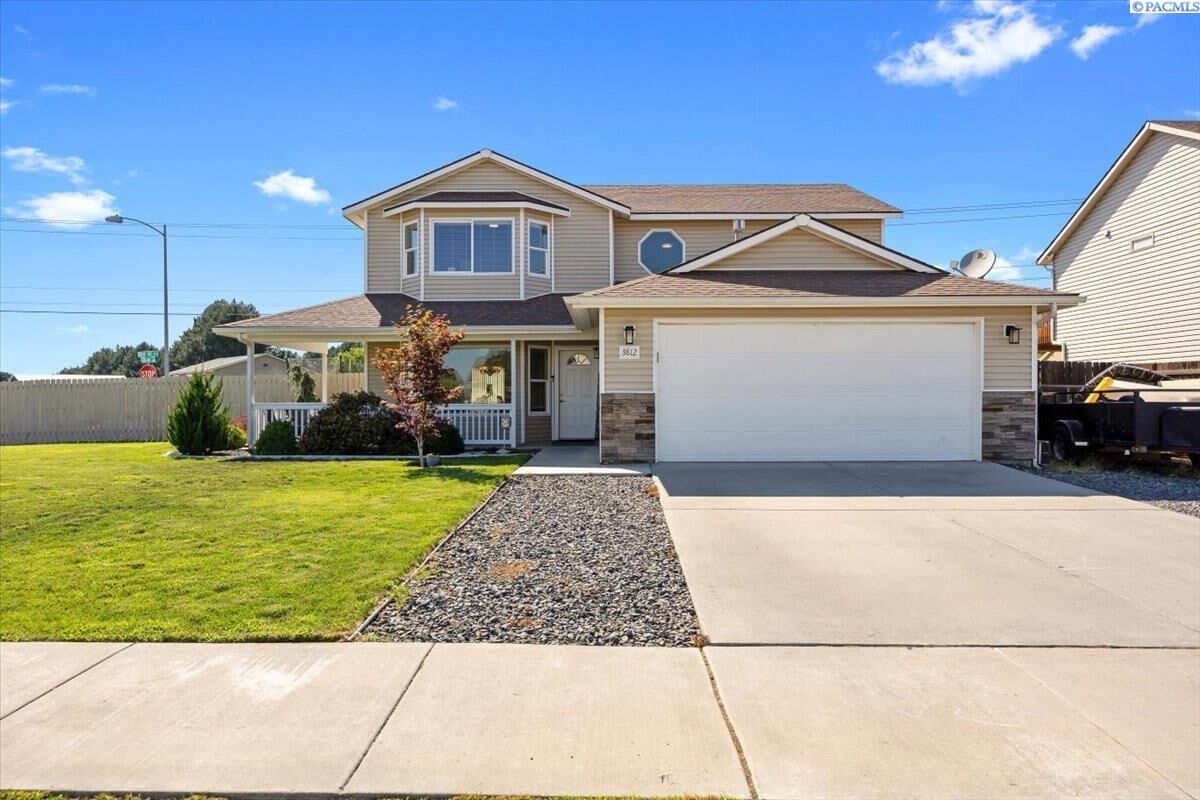 Property Photo: 3812 Hayden Ln WA 99301