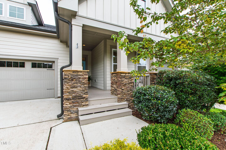 Property Photo:  52 Rock Ledge Drive  NC 27516 