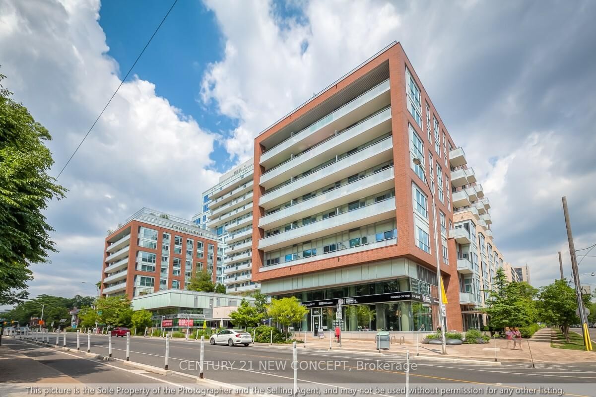 Property Photo: 1830 Bloor Street W 724 ON M6P 0A2