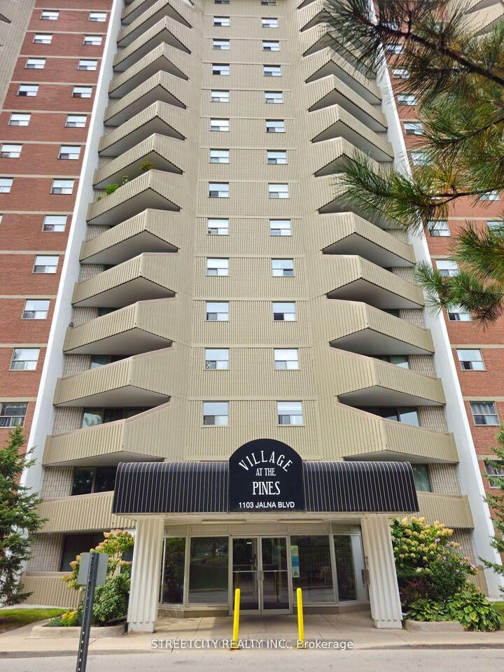 Property Photo:  1103 Jalna Boulevard 712  ON N6E 2W8 